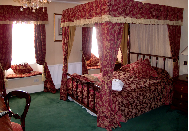 Castle Hotel Honeymoon Suite in Downham Market