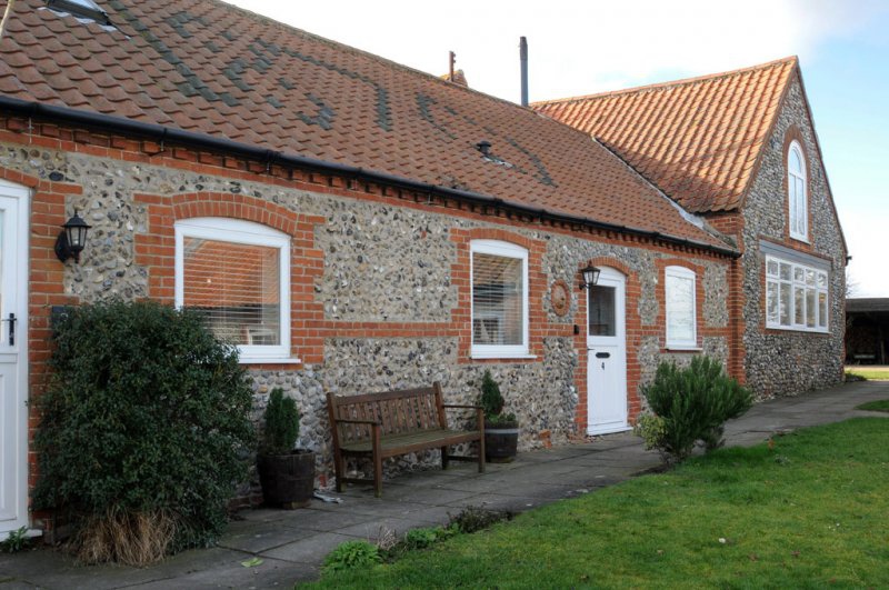 Binham Holiday Cottages Self Catering Discover Norfolk